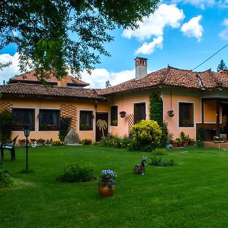 Bobi Guest House Koprivştitsa Dış mekan fotoğraf