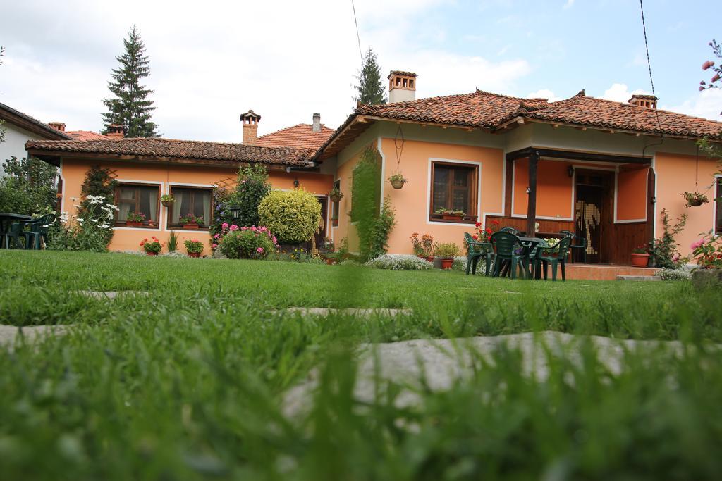 Bobi Guest House Koprivştitsa Dış mekan fotoğraf