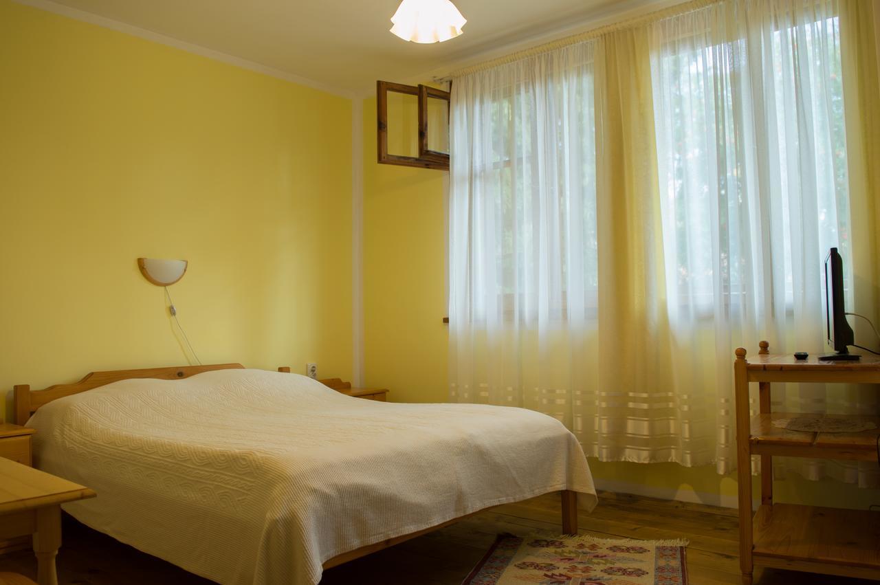 Bobi Guest House Koprivştitsa Dış mekan fotoğraf